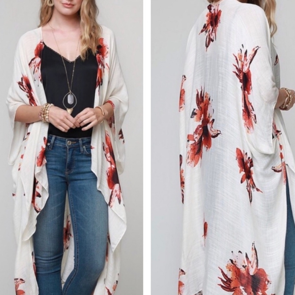 Only 1 left! Silky Kimono